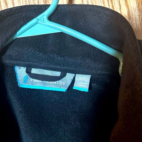 NWT Women’s Free Country XL black soft shell jacket - Picture 4 of 10